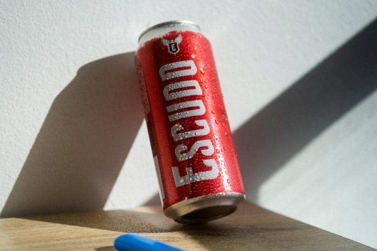 Escute Pop Clássico no Celular